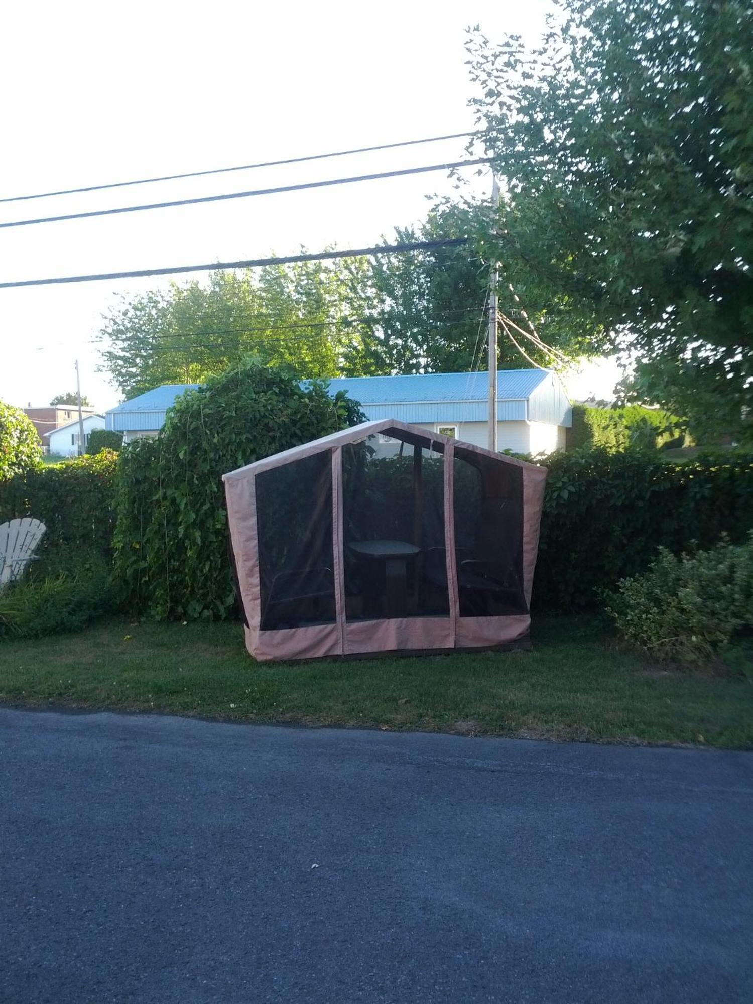 Motel Montgolfiere Jp Saint-Jean-sur-Richelieu Eksteriør billede