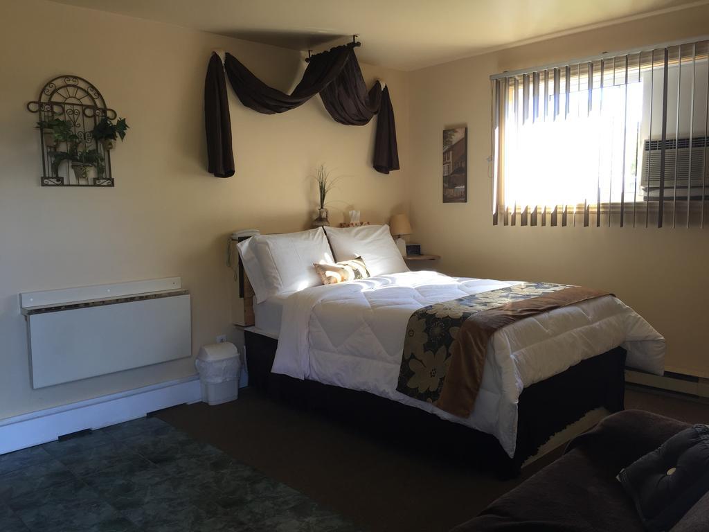 Motel Montgolfiere Jp Saint-Jean-sur-Richelieu Eksteriør billede